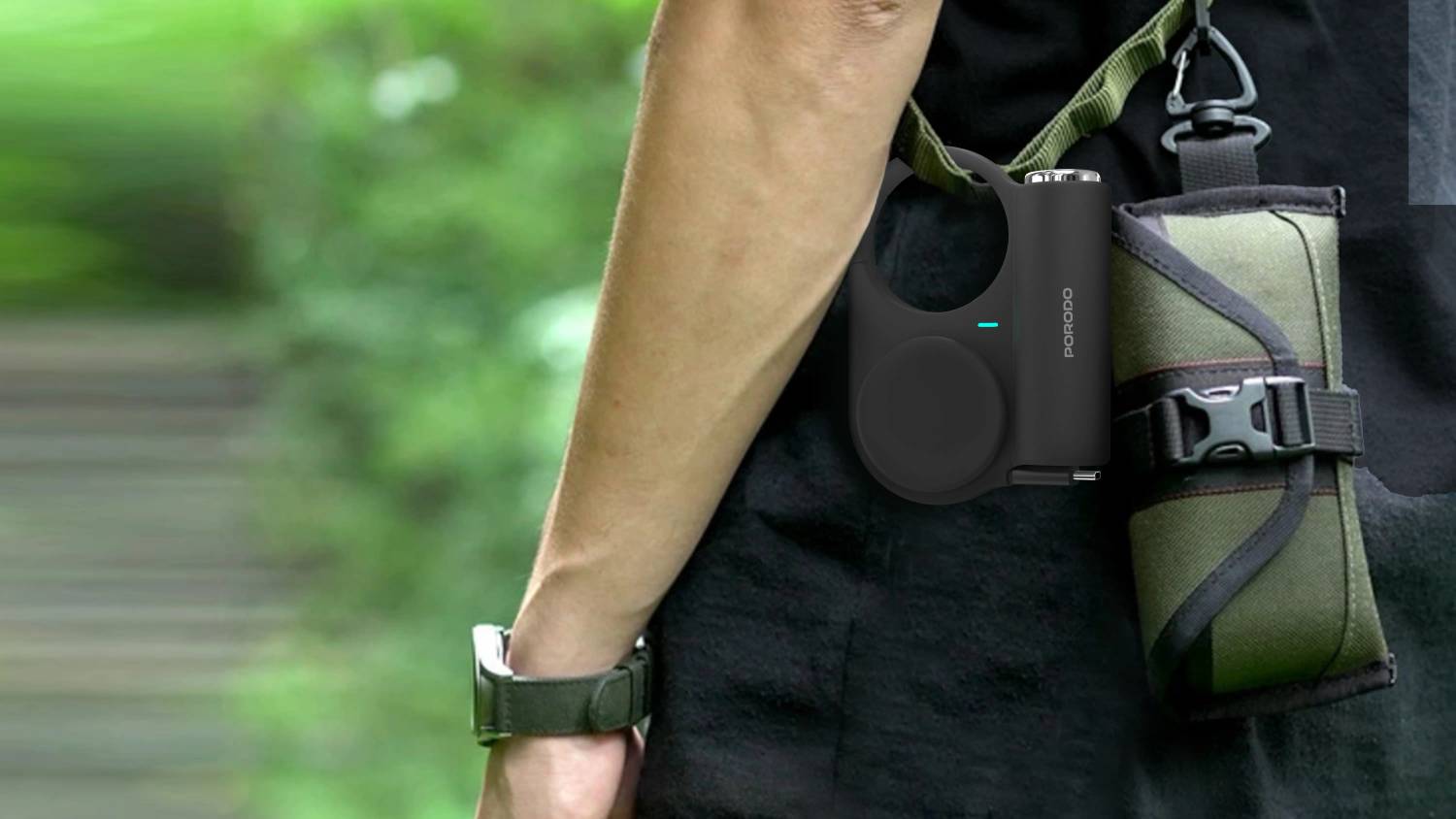 پاوربانک و چراغ‌قوه سفری (Outdoor) از برند Porodo مدل PB073