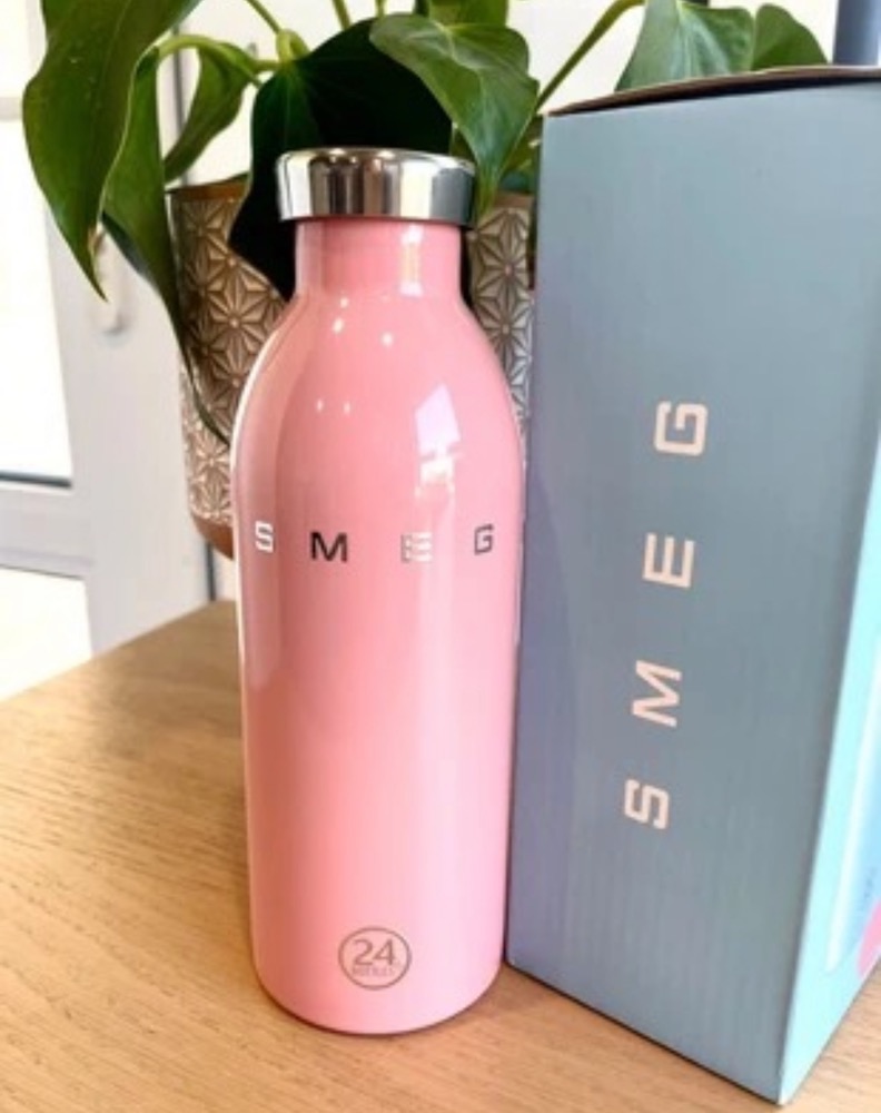 بطری نوشیدنی  مدل   Smeg Urban Bottleاورجینال ارسال سریع به سراسر کشور 