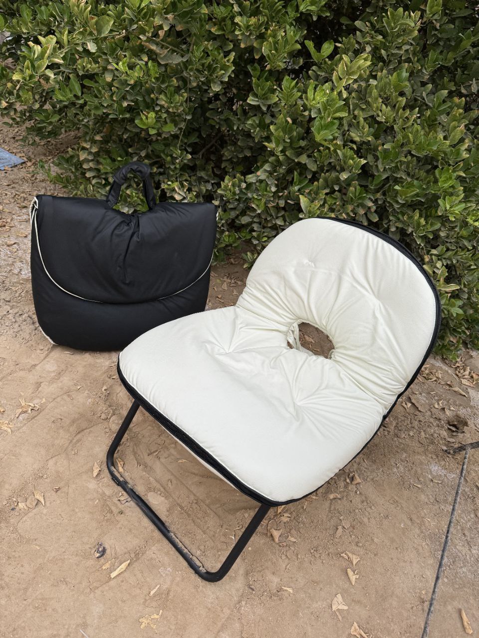 صندلی تاشو چرم طرح کیف 